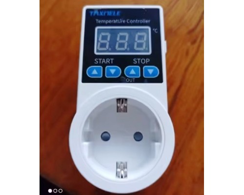 Терморегулятор розетка з термостатом 10A 220 В Taxnele c LCD дисплеем
