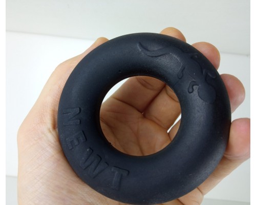 Эспандер кистевой резиновое кольцо Newt Power Grip 40 кг