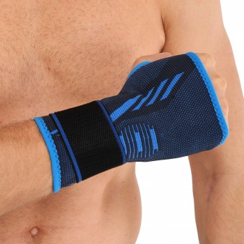 Фиксатор запястья эластичный спортивный с фиксирующим ремнем SIBOTE ST-7442 One size 1шт черный-синий